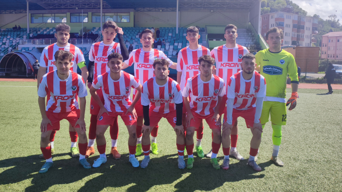 Sürmenespor U18, İpekyolu SK U18’i 2-0 Mağlup Etti